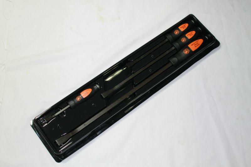 Sell Matco Tools Pry Bar Set 4 pc.Heavy Duty Striking Handle Brand New