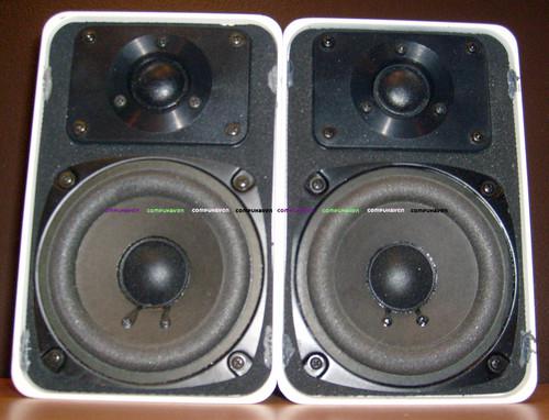 Realistic minimus 77 white speakers radio shack 40-2055 8ohm 55w bookshelf pair