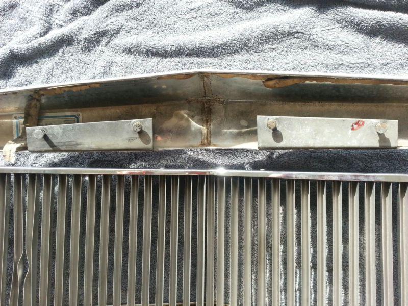Sell 1990 91 92 93 CADILLAC SEDAN COUPE DEVILLE CLASSIC GRILLE GRILL E