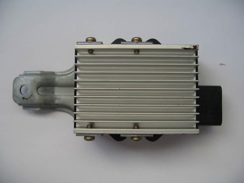 Sell 19922000 Lexus SC300 SC400 SC fuel pump ECU control OEM 89570