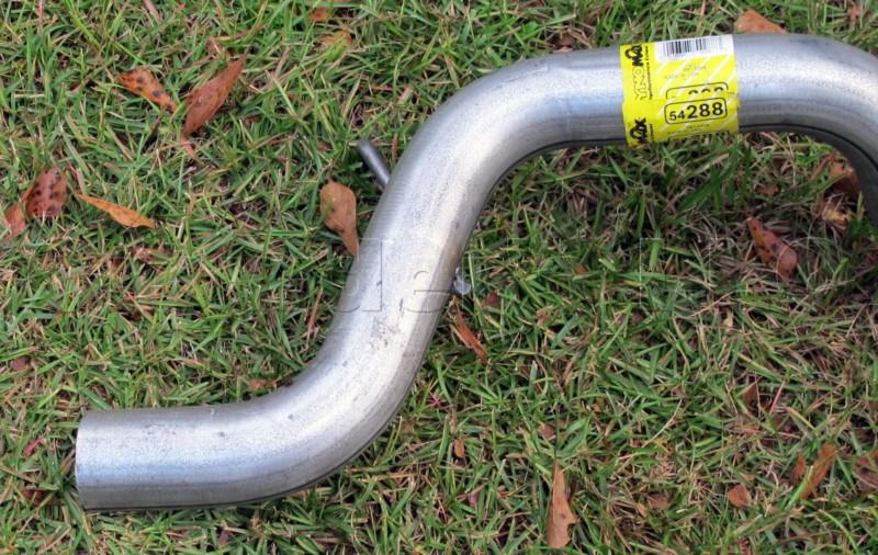 Dynomax walker 54288 direct fit  exhaust pipe tailpipe for jeep liberty