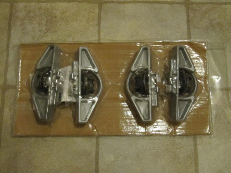 Toyota tundra tie-down rail cleats set of 4 pt.# pt278-0c010 pt278-34070