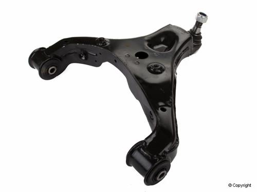 Wd express 371 33119 766 control arm/ball joint assy