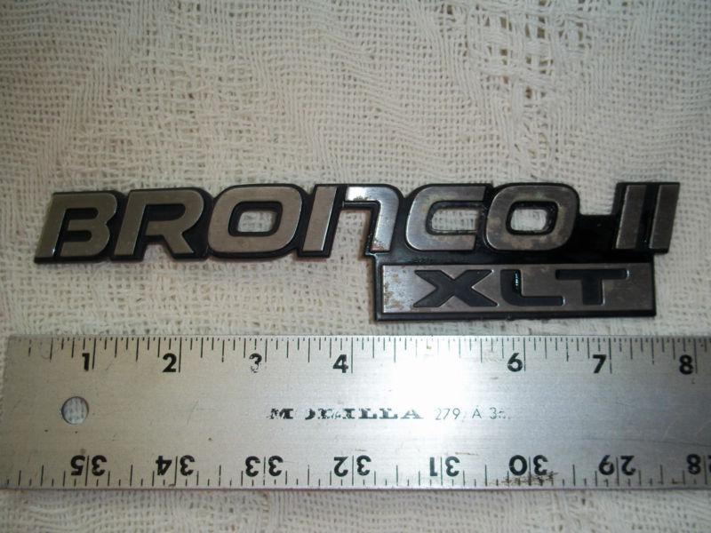 1990 ford bronco ii xlt  logo emblem 
