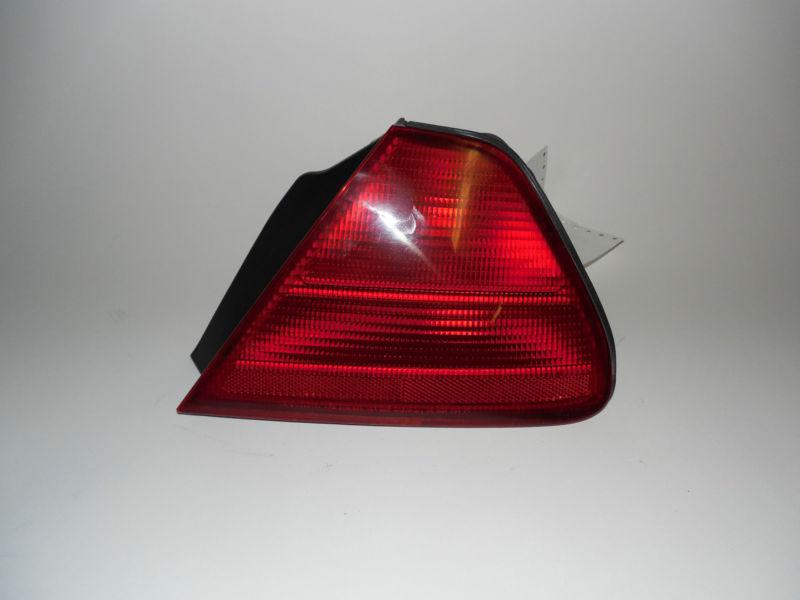 Sell 98 99 00 01 02 HONDA ACCORD COUPE OEM RIGHT TAIL LIGHT NICE! in Flat Rock, North Carolina