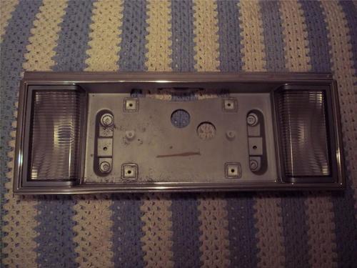 1989 1990 1991 1992 1993 cadillac deville rear license plate holder 16511039
