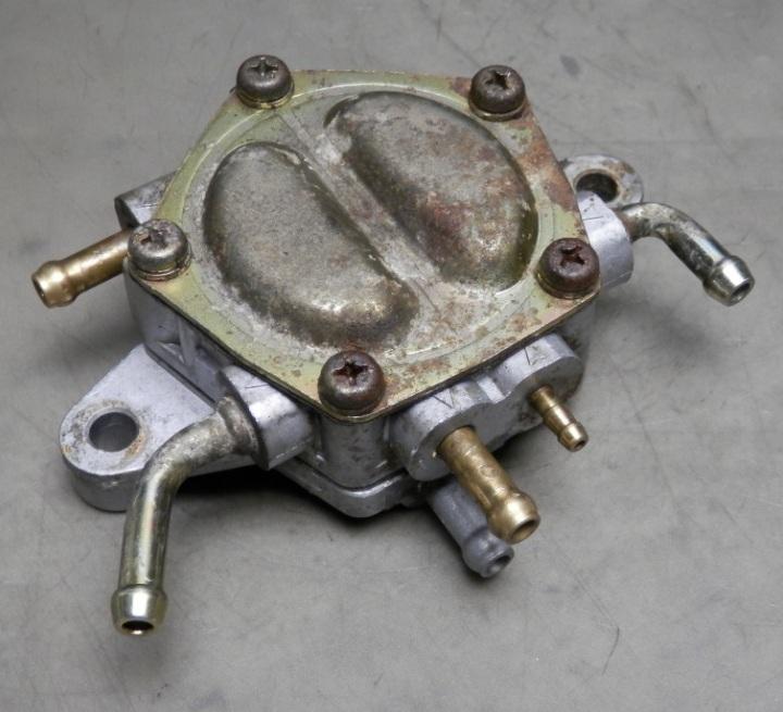 Sell Arctic Cat ZRT 800 Fuel Pump Assembly Pantera 1999 Snowmobile in