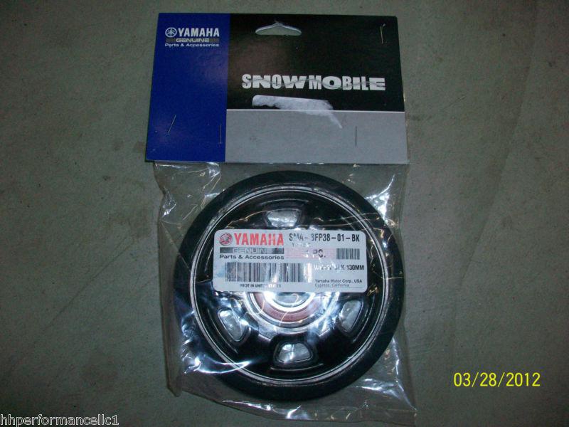 Yamaha apex,brand new spoked style plastic idle bogie wheel sma-8fp38-01-bk 