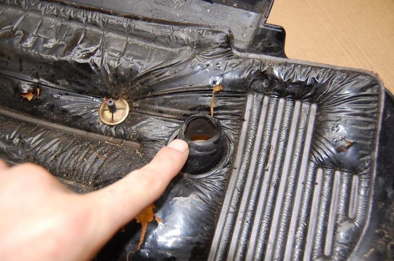 05 JAGUAR XJR ENGINE COVER PLASTIC ONE BROKEN TAB 2W93 6A949 BD , US $60.22, image 2