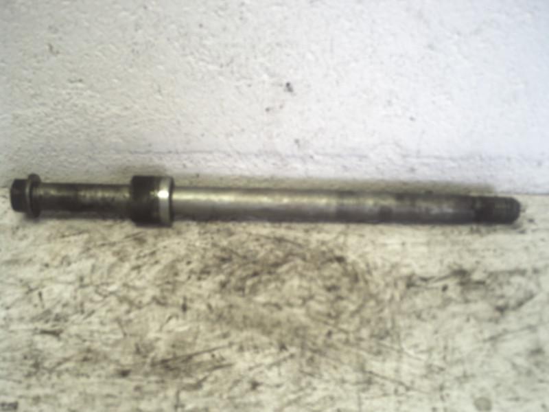 Yamaha vstar xv650-xv1100 oem front axle with spacer   99-up