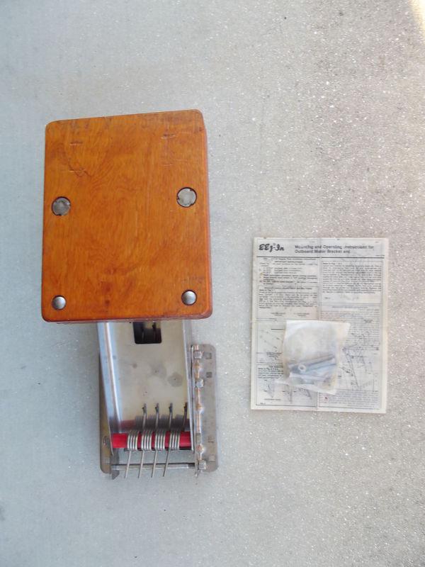 Marine-boatin-outboard bracket-stainless-garelick eez in-never used-20 hp/115 lb