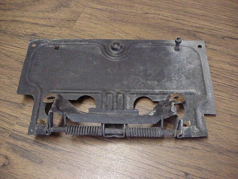 Purchase Jeep Wrangler YJ License Plate Bracket OEM in Woodsfield, Ohio