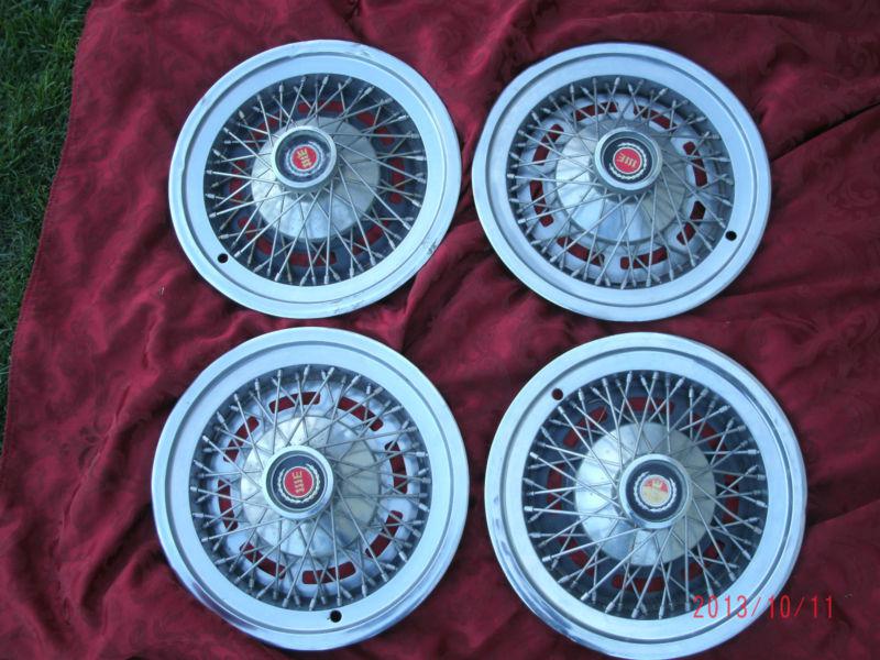 Purchase SET OF 4 1970S FORD WIRE WHEEL COVERS HUB CAPS 253923 AND