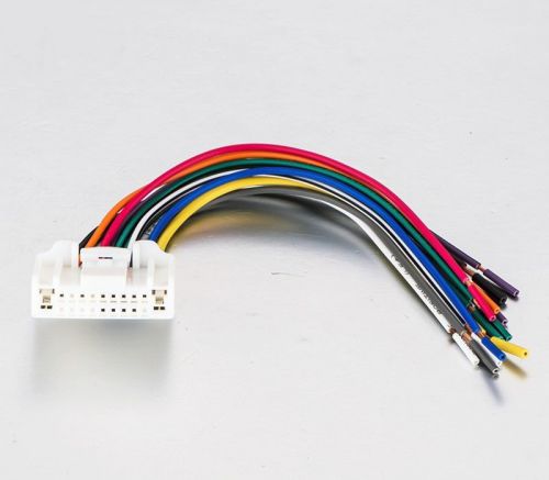 Male harness plugs adapter into factory radio for 2007-up nissan copper wire