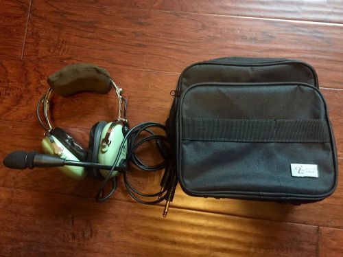 David clark h10-13.4 aviation headset w/ david clark bag