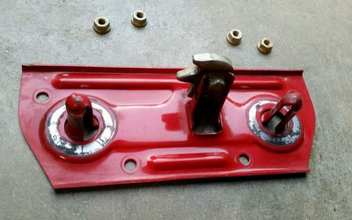 83 84 85 atc 200x honda oem seat rear fender mounting brackets braces latch