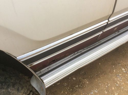 1979 plymouth trail duster right rear fender trim