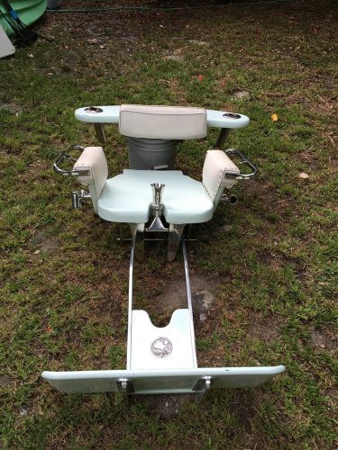 Pompanette tournament fighting chair