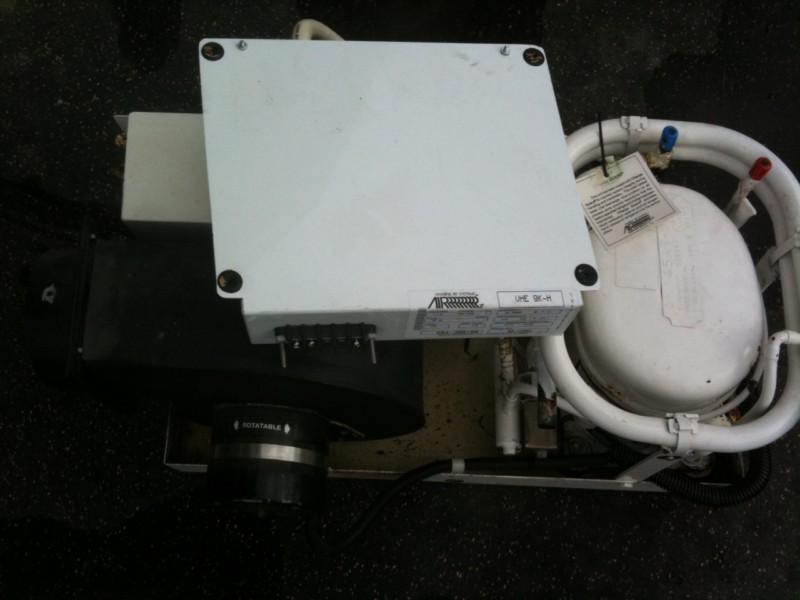 Marine air systems reverse cycle air conditioner heater heat pump 9000   btu