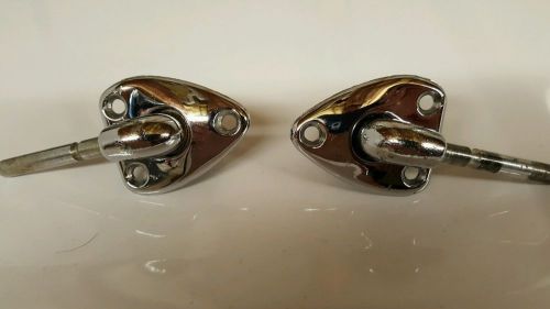 1970-72 oldsmobile cutlass sun visor brackets