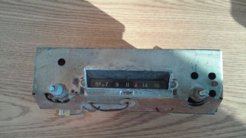 1960&#039;s chevy chevrolet am radio  part # 7273074
