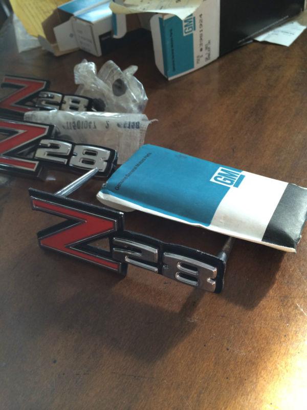 1970-73 z/28 camaro emblems nos