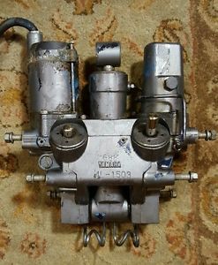 Yamaha tilt trim assembly