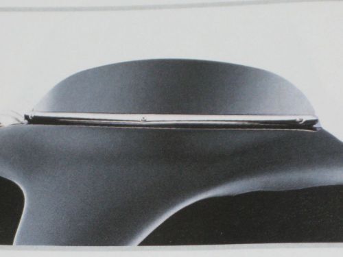 Batwing fairing wind deflector-low profile