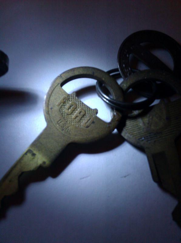 VINTAGE ORIGINAL FORD GLOVE BOX or ? LOCK WITH 2 keys , US $40.00, image 3