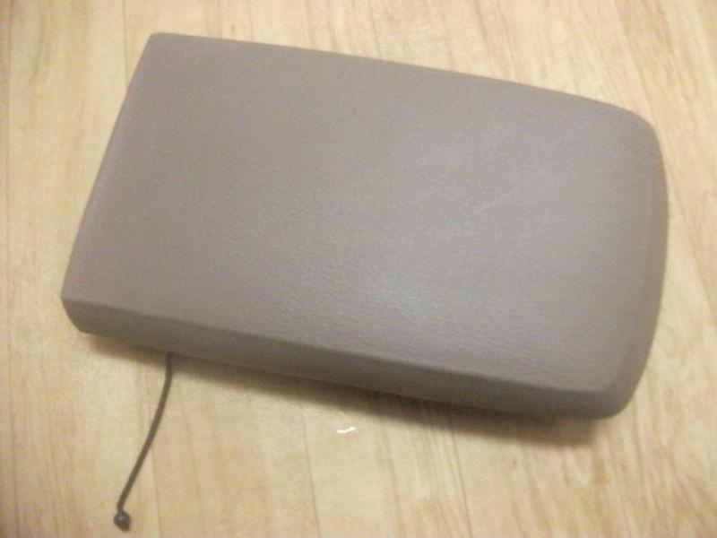 Purchase Ford Explorer Grey CENTER CONSOLE LID 2002 2003 2004 2005