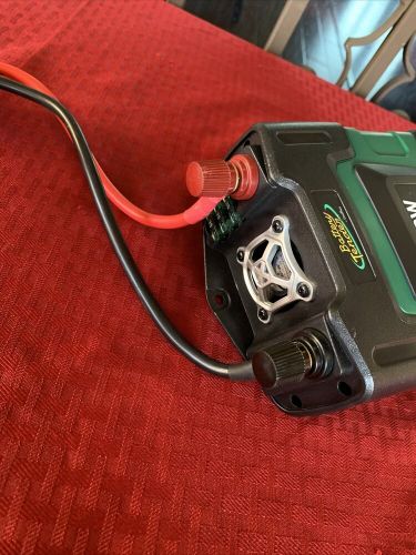 Battery Tender® 12V, 750W Power Inverter SKU: 026-0004-DL-WH, US $49.99, image 3