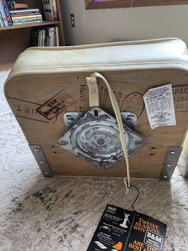 Vintage B&M Branded Boat Seats Are For Cabelas USA New Old Stock, US $129.99, image 11
