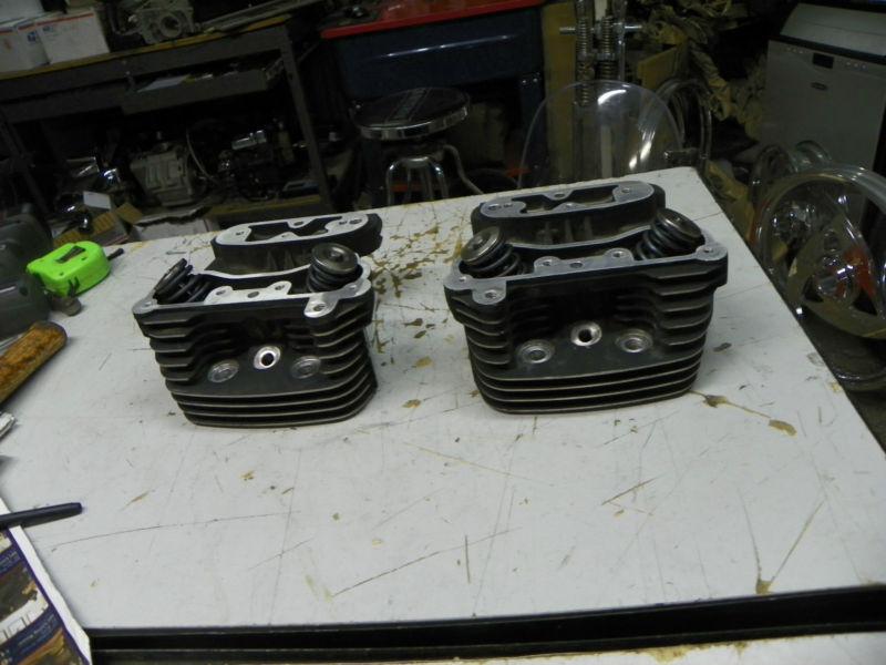 Purchase Harley Evolution 1340 Screamin Eagle Breather Type Cylinder Heads OEM in San Bernardino