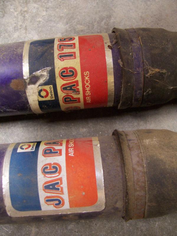 Air shocks for 70 mustang delco jak pak
