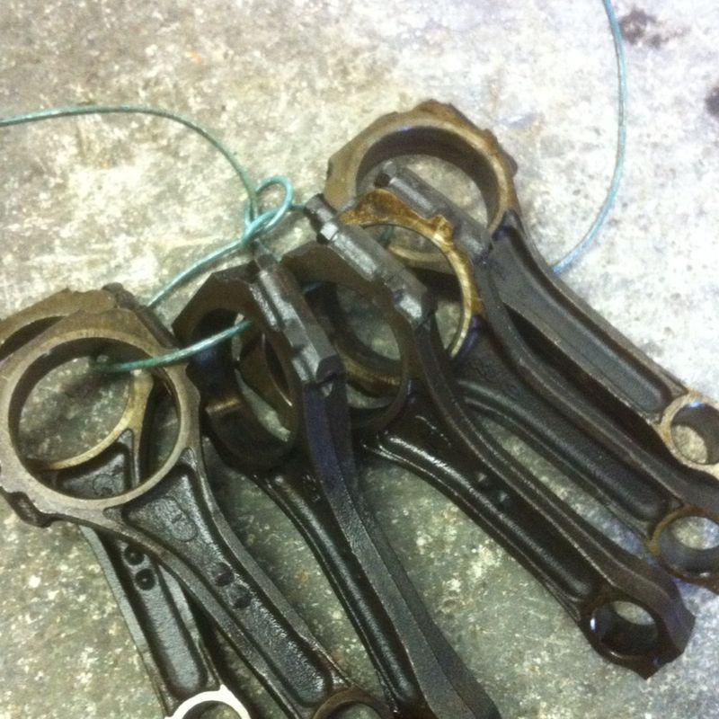 86-87 buick grand national 2 dot connecting rods complete set