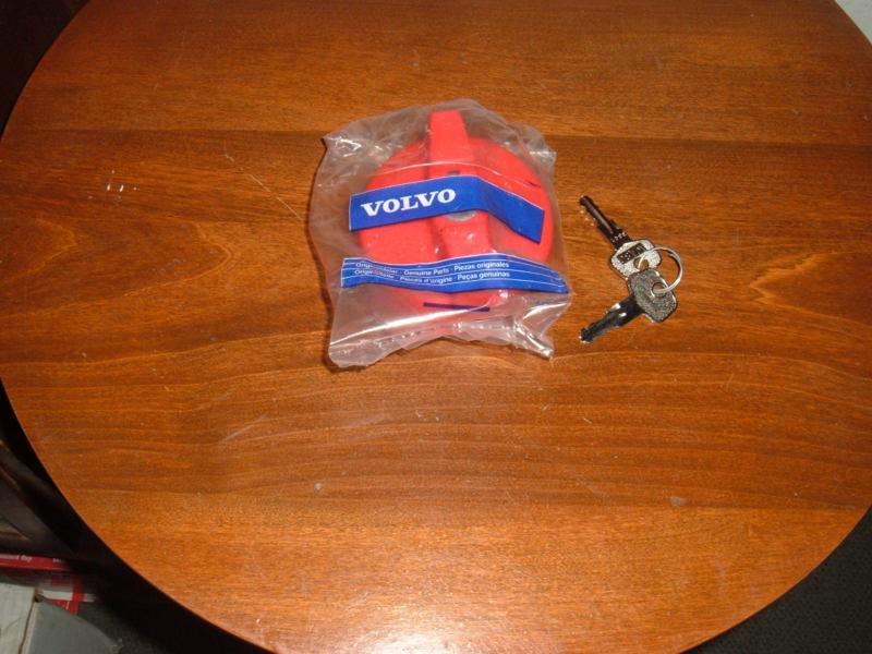 Purchase Volvo 140 Locking Gas Cap (19681974) OEM in Woodland