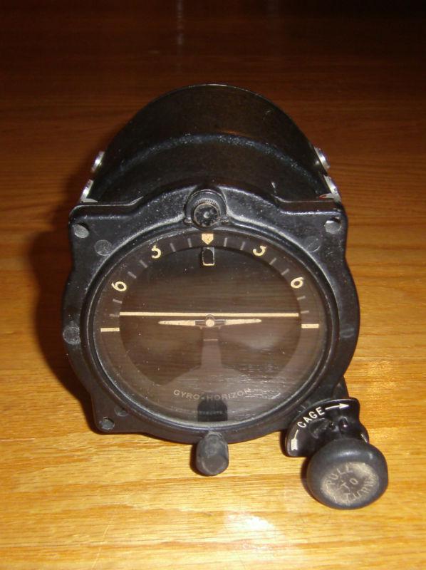 Purchase World War II AIRCRAFT GYROHORIZON BY SPERRY GYROSCOPE CO