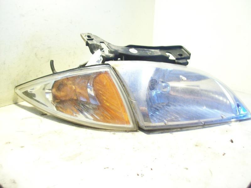 00 01 02 chevrolet chevy cavalier right headlight 45209