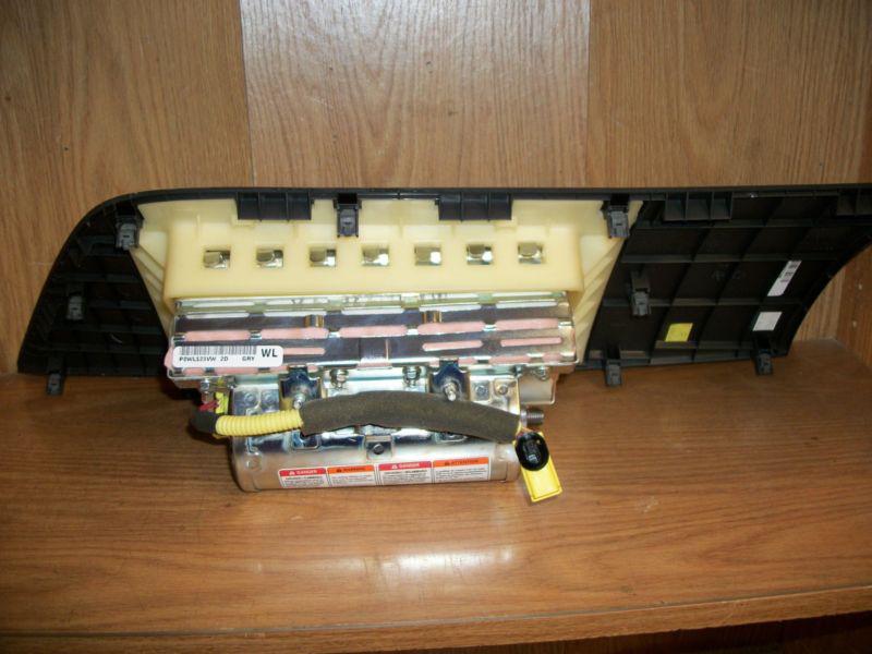 2008 - 2010 Honda Odyssey - Right Side Air Bag (108), US $89.00, image 2