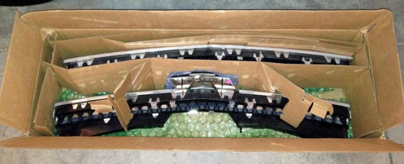 2007-2013 Chevrolet Tahoe Suburban OEM Black and Chrome Grill , US $85.00, image 2