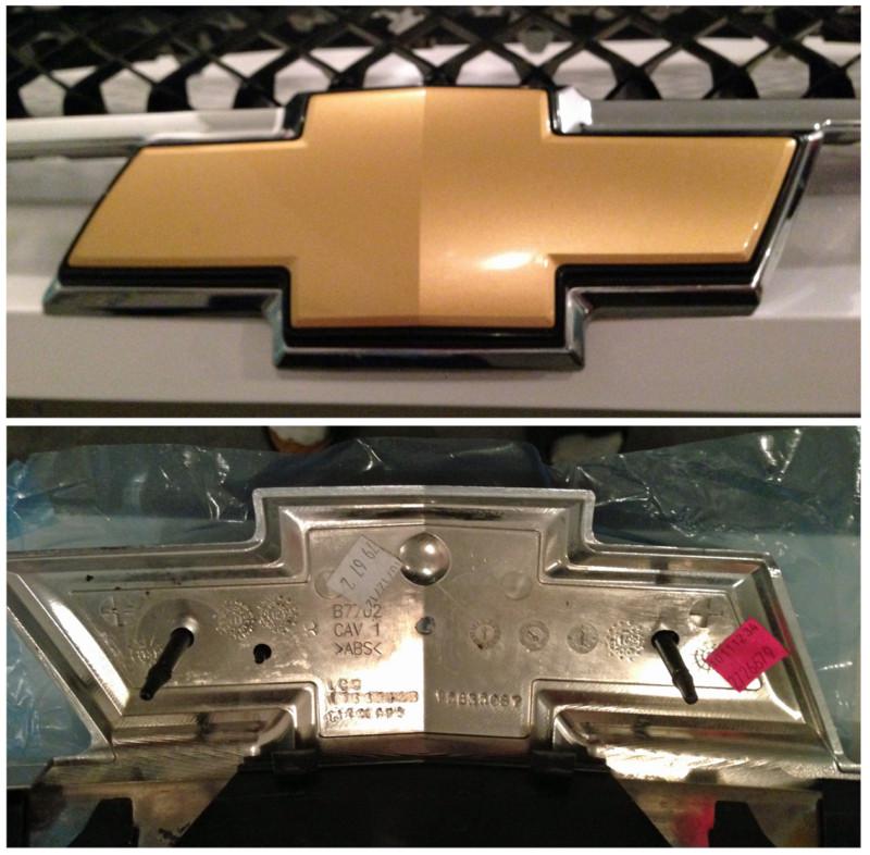 2007-2013 Chevrolet Tahoe Suburban OEM Black and Chrome Grill , US $85.00, image 3