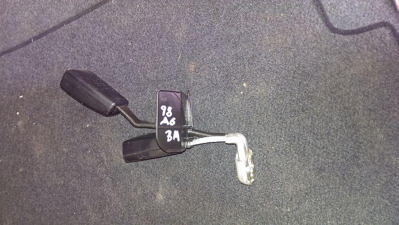 1998 98-01 Audi A6 Rear Middle Seat Belt Clicker, US $21.00, image 2