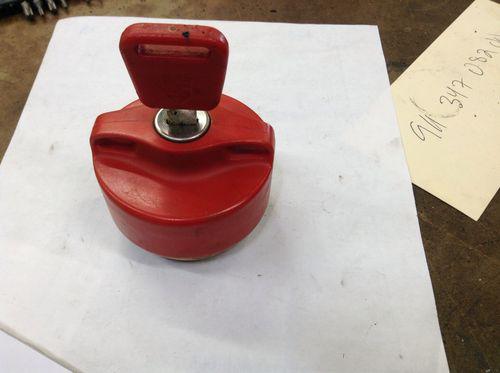 Genuine porsche 928 lockable fuel gas cap with key!
