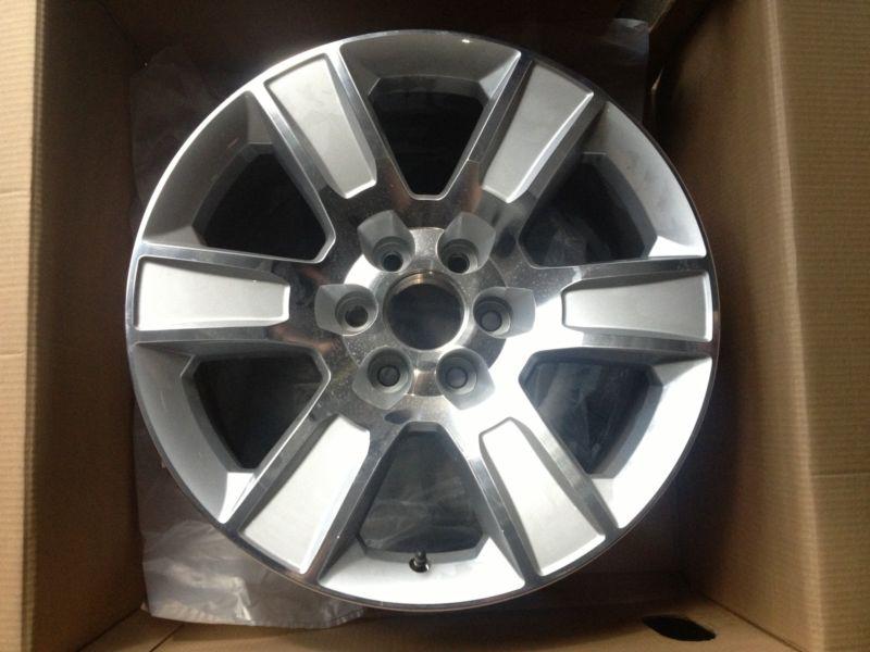 2014 gmc sierra chevy silverado oem factory wheel set (take offs)