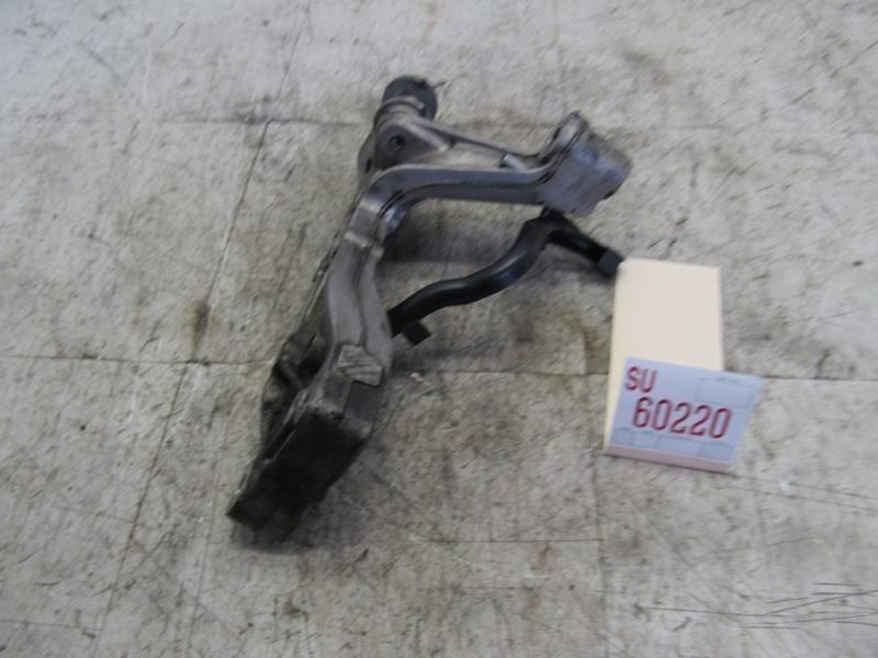 05 06 VW JETTA 2.5L LEFT DRIVER SIDE ENGINE MOUNT BRACKET OEM, US $70.39, image 3