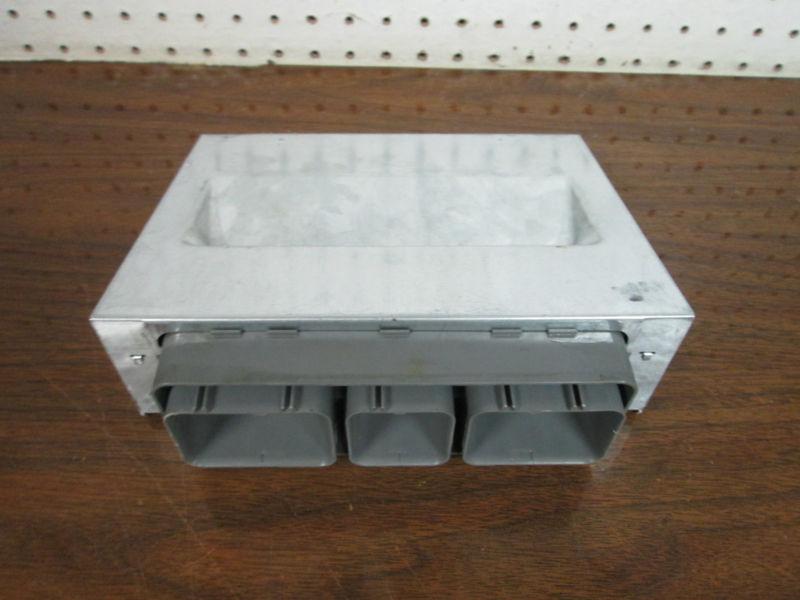 (bb2052)  04 lincoln ls  engine control module   4w4a-12a650-bub