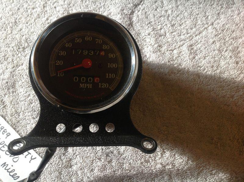 Harley Davidson SPORTSTER SPEEDOMETER AND MOUNT 1989 XLH, US $49.99, image 2