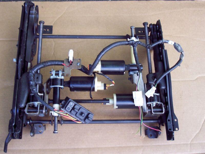 98 02 dodge 1500 2500 3500 ram truck power bucket seat track excellent 99 00 01