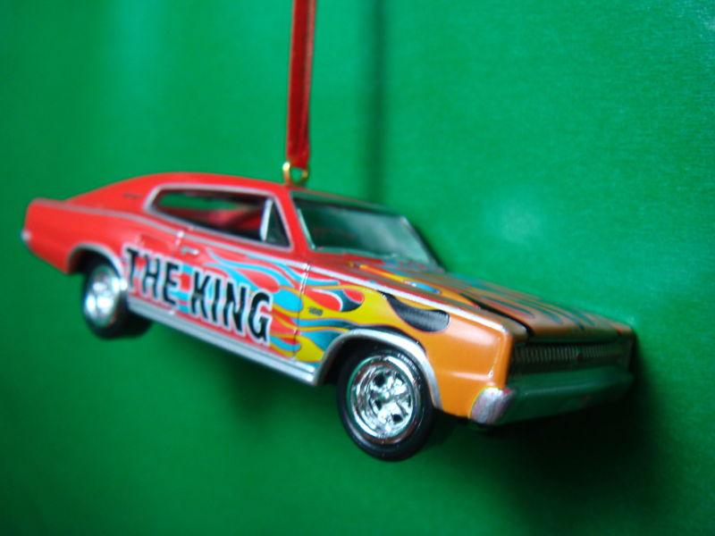 1968 '68 plymouth barracuda "elvis presley the king" christmas tree ornament