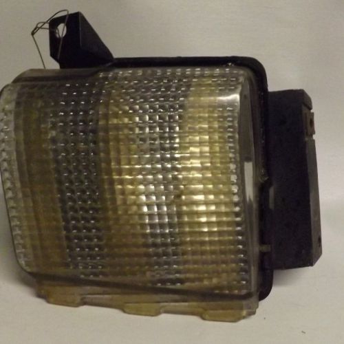 Oem chevrolet lumina z-34 parking lamp light assembly 1991 - 94 left hand